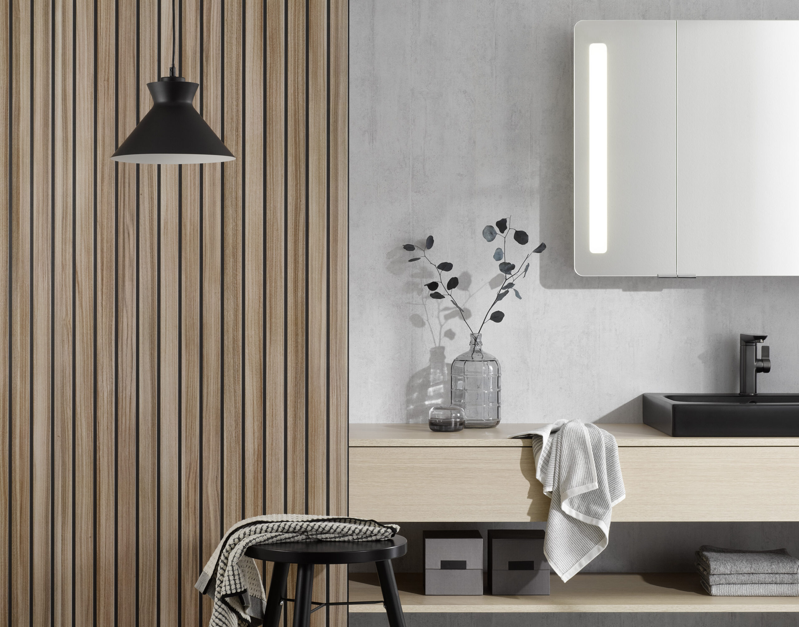 Bilddaten Wandverkleidungssystem RenoDeco der HSK Duschkabinenbau